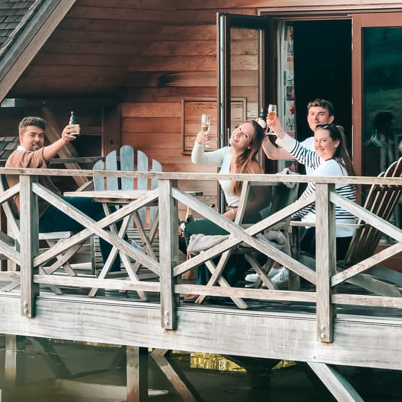 AQUALODGE - Chalets sur l'eau – Image 2