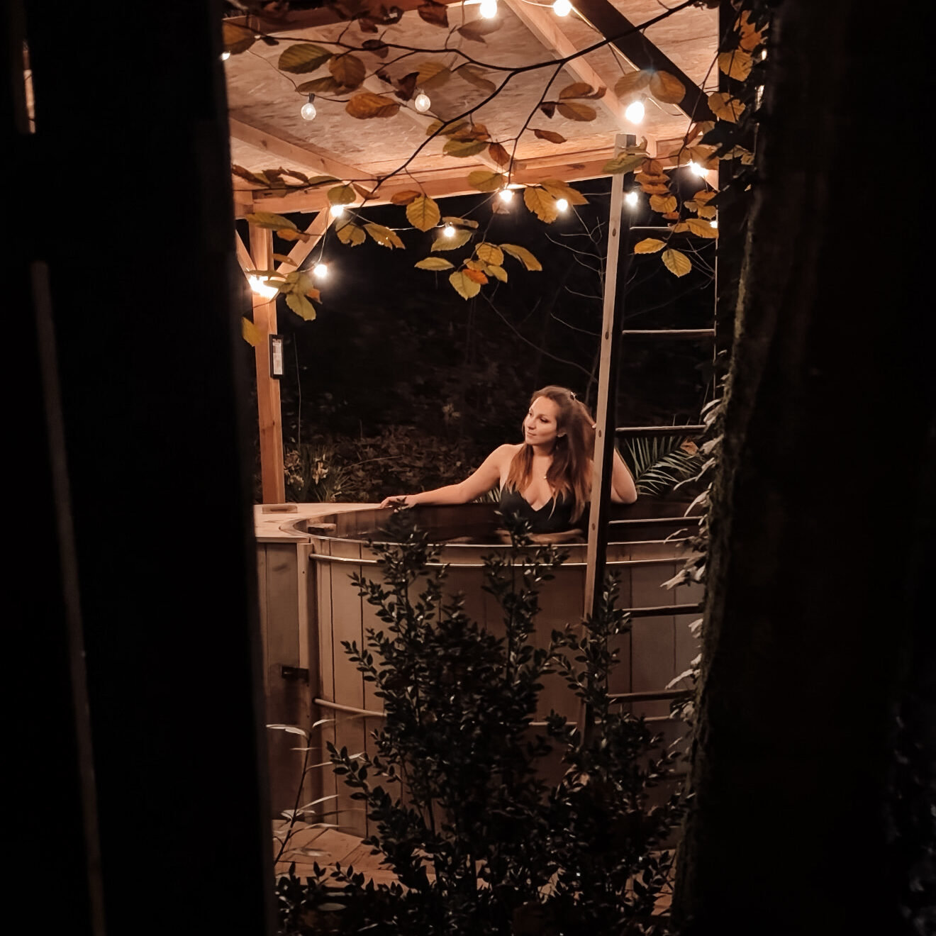 BAIN DE FORÊT - Cabanes dans les bois – Image 2