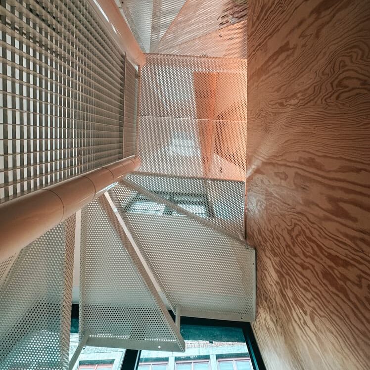 CABANES URBAINES - Mini cabanes en ville – Image 2