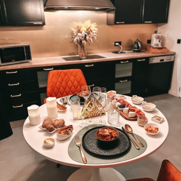 LOFTSINTOWN - Chambres wellness privatives – Image 4